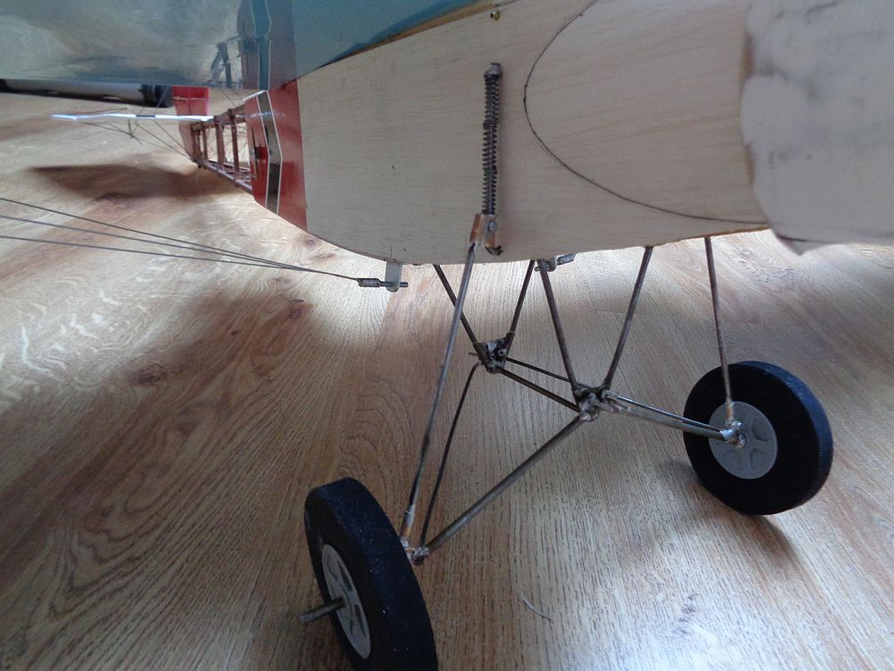 rcplock.pl/robloz/Fokker/10.jpg
