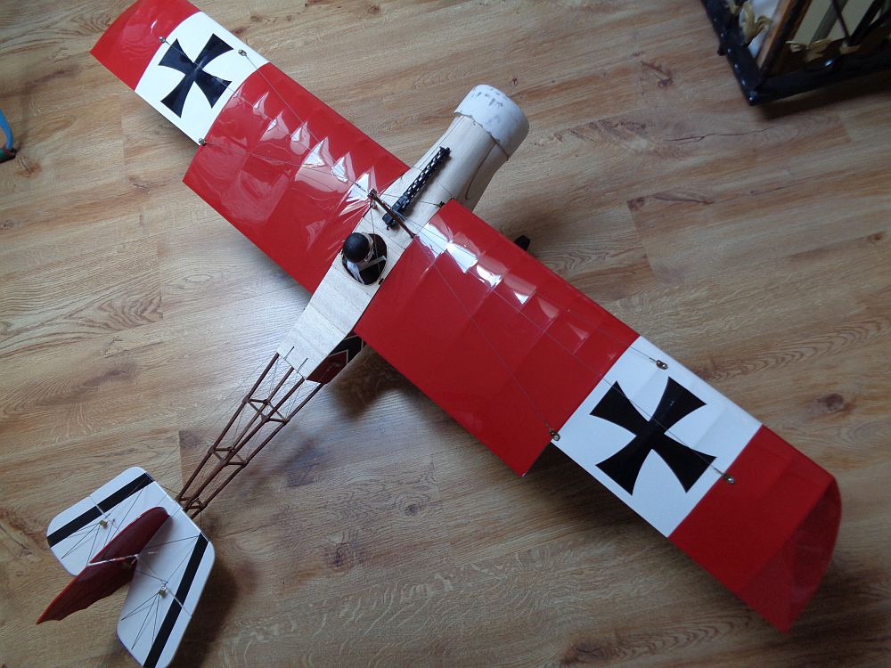 rcplock.pl/robloz/Fokker/11.jpg