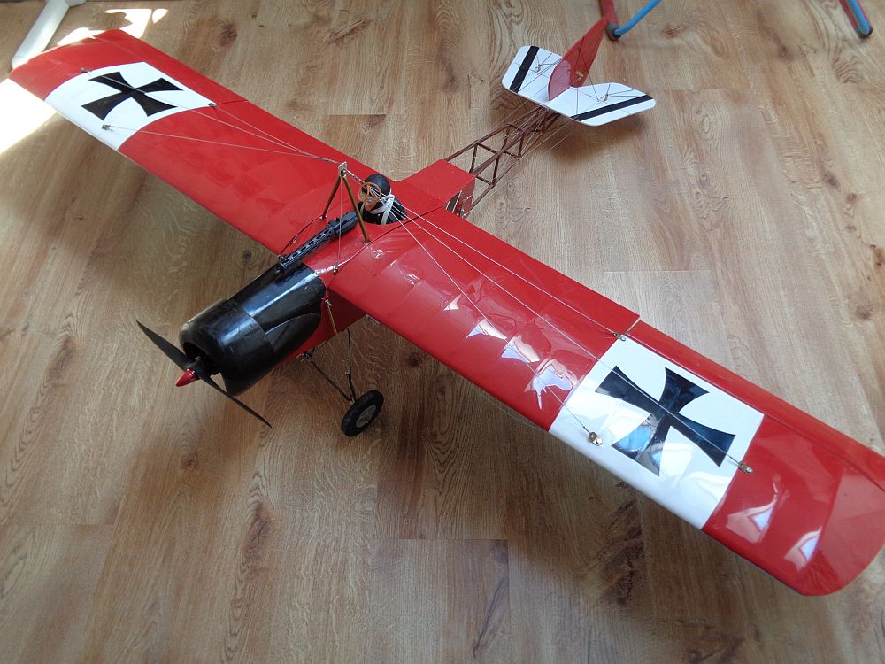 rcplock.pl/robloz/Fokker/12.jpg