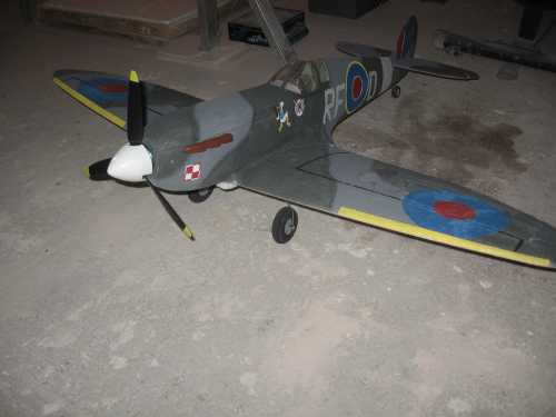 rcplock.pl/robloz/spitfire/22.jpg